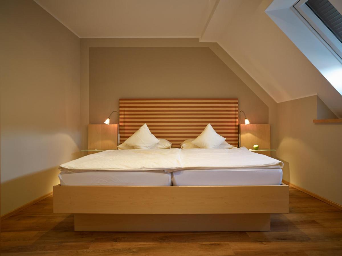 Gaestehaus Ressler Harxheim Εξωτερικό φωτογραφία