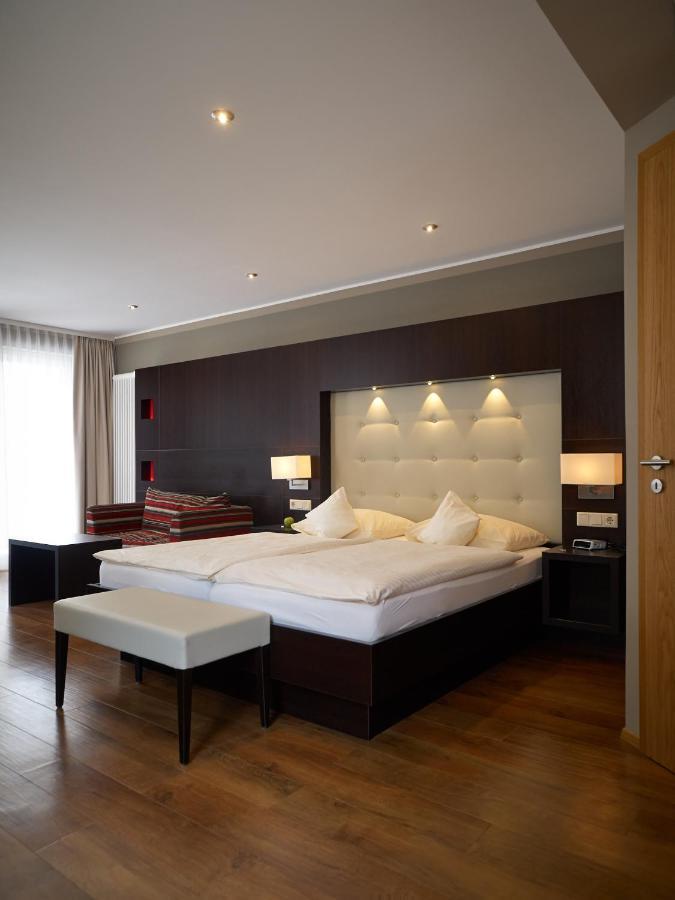 Gaestehaus Ressler Harxheim Εξωτερικό φωτογραφία
