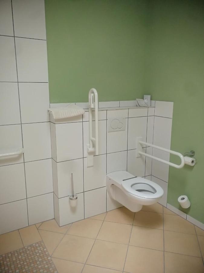 Gaestehaus Ressler Harxheim Εξωτερικό φωτογραφία