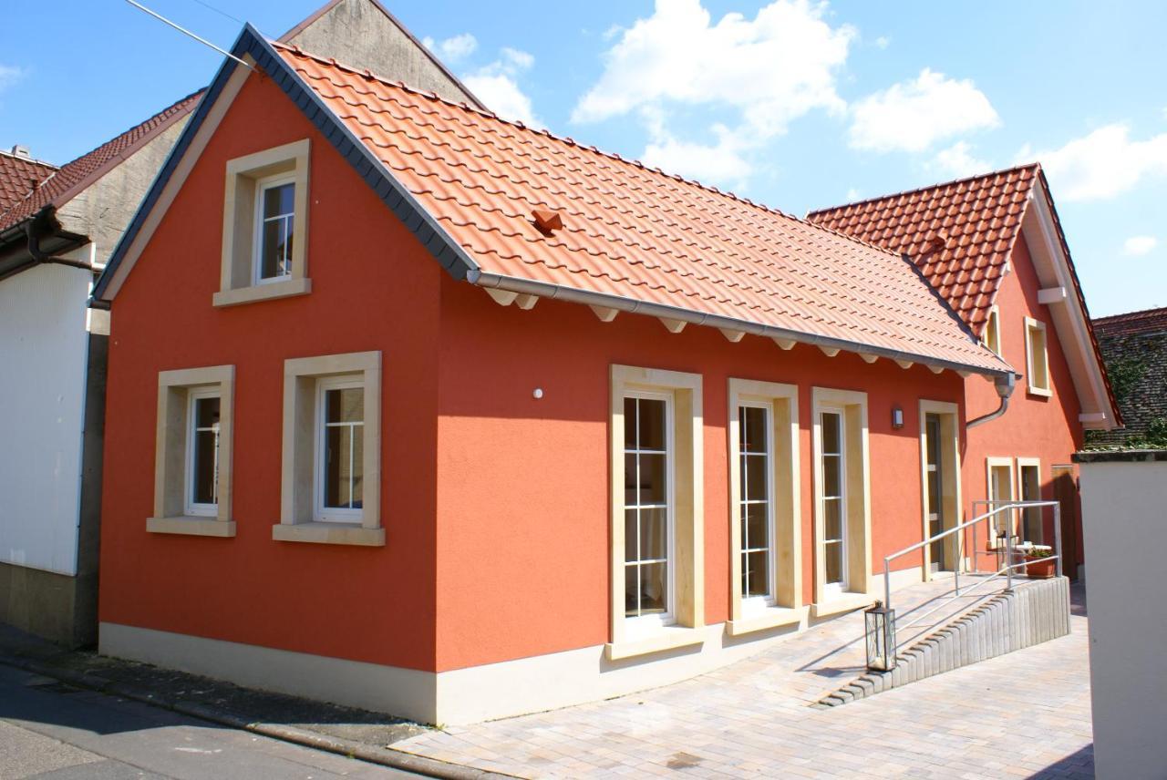 Gaestehaus Ressler Harxheim Εξωτερικό φωτογραφία