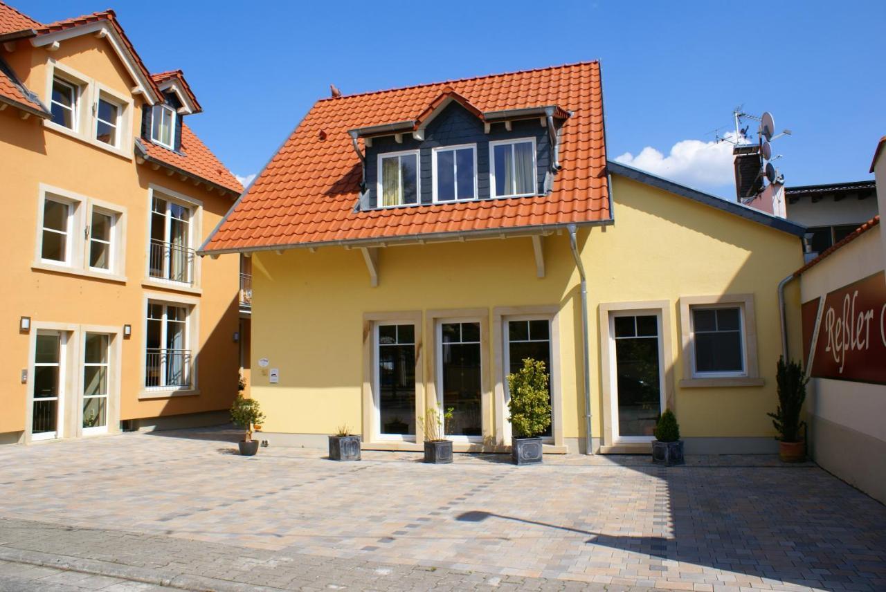 Gaestehaus Ressler Harxheim Εξωτερικό φωτογραφία